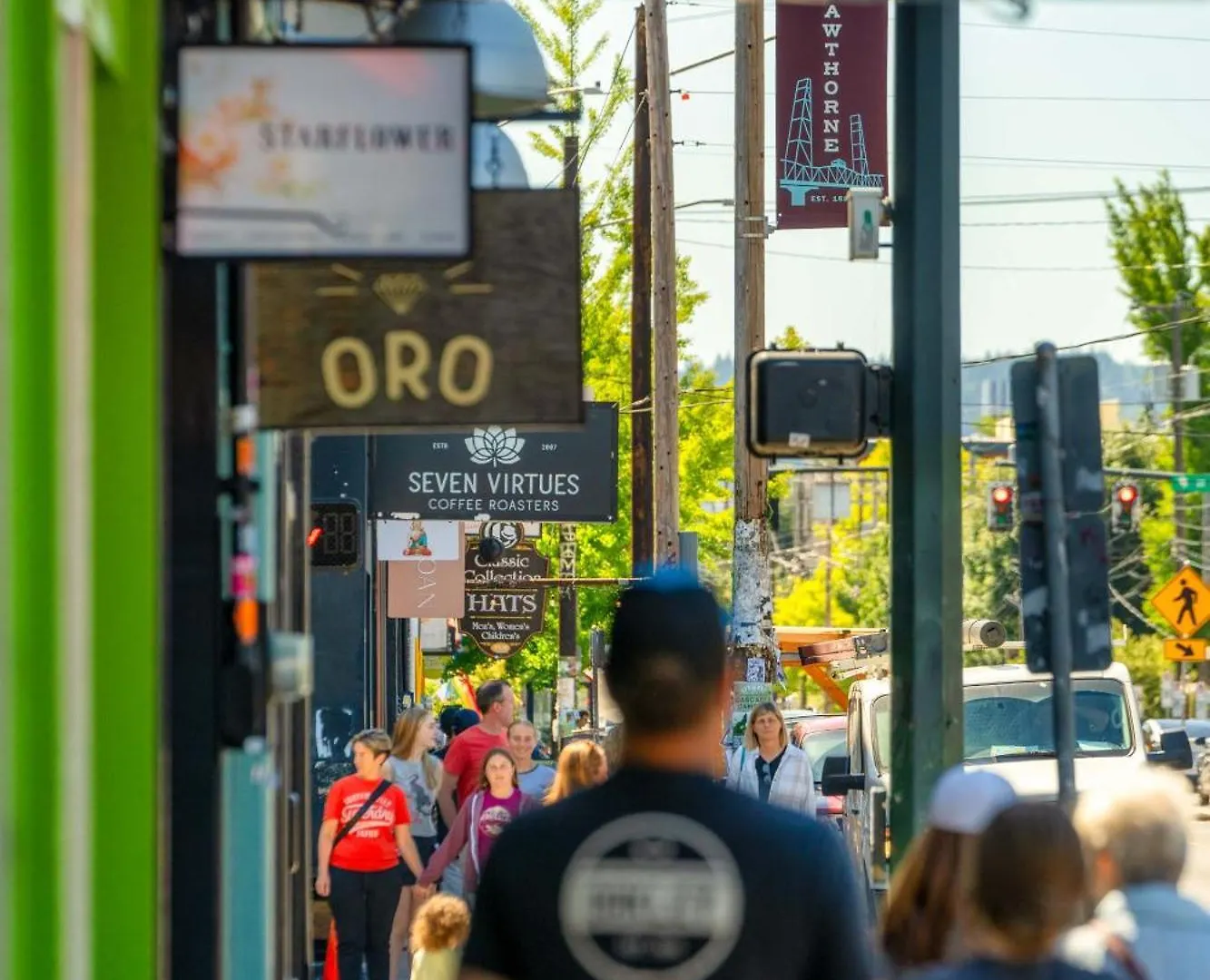 Stay Portland - The Little Tower - Local Vintage Shops & Eateries 0*,